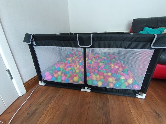Ball Pit and Balls