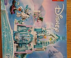 LEGO Elsa's Frozen Ice Castle