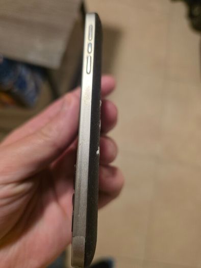 Blackberry Classic (Free Post)