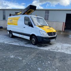 Mercedes sprinter cherry picker