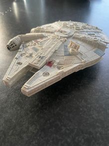 Star Wars Millennium Falcon Model