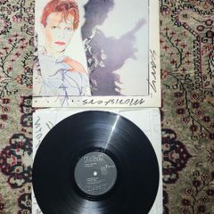 David Bowie: scary monsters LP