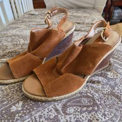 Footglove wedges in a tan colour from M&S