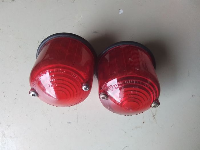 2. Commercial Lamps.
