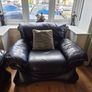 leather couch Image 3