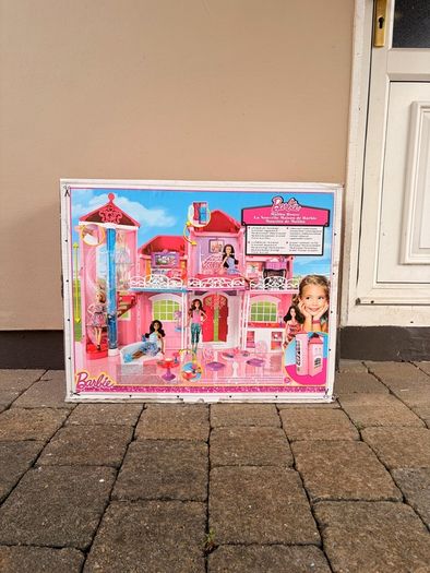 doll house