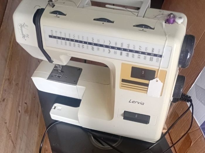 sewing machine