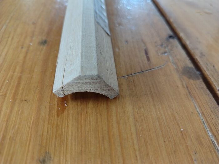 Four 2.4m Wooden Scotia Moulding 21mm x 21mm