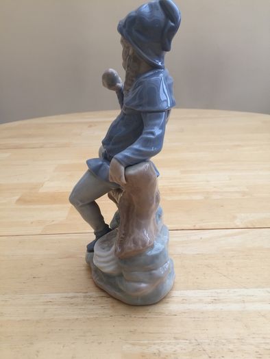 Vintage Large NAO By Lladro Seated Man Figurine