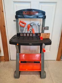 Black & Decker Toy Tool Bench
