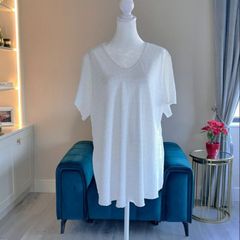 Brand New Ladies White Short Sleeved Top from La Luna