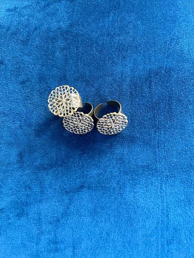 Three adjustable filigree rings - bronze tone