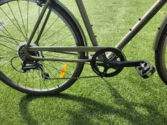 Electra Bike Loft 7D  (Large and Khaki Green)