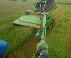 John Deere 1350