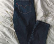 ladies Levi's