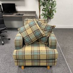 Luxury Arm Chair - Premium Quality