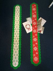 Vintage Christmas Card holder- 1980's
