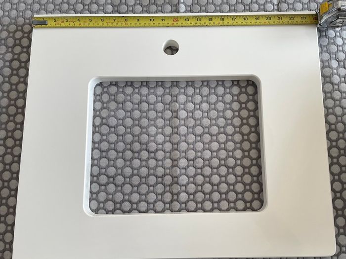 Vanity quartz top and undermount sink