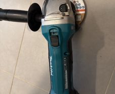 Makita Angle Grinder