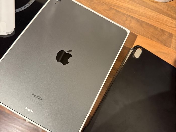 iPad Air M1 10.9"