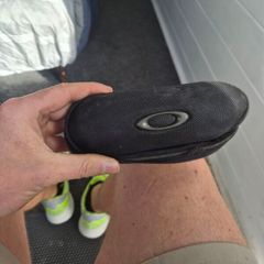 Oakley Sunglasses Case (Zip Hard Case)