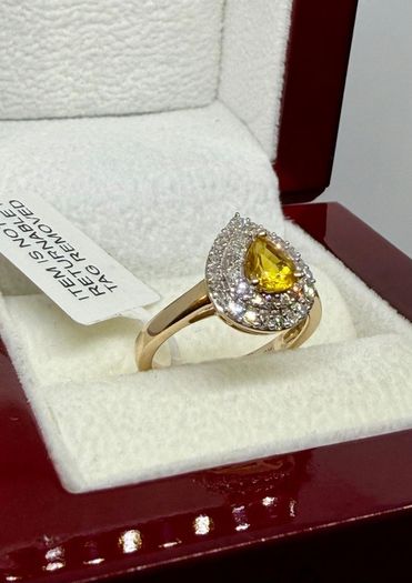 Gold Luxuriant 9K Yellow Gold AAA Loop Clean Chantaburi Yellow Sapphire & Lab Grown Diamond