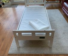 childs kritter ikea bed