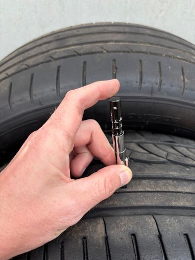 2x 195/55 R16 tyres