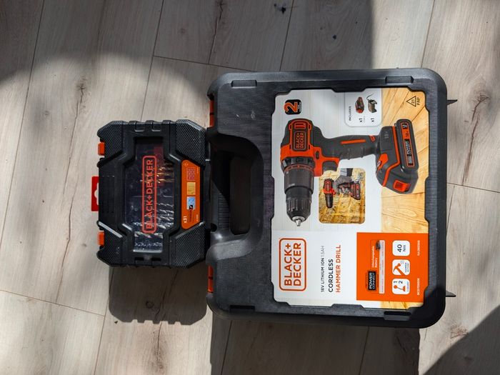 Black + Decker Hammer Drill Set