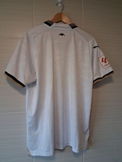 Valencia Jersey. Official Puma Valencia FC Home Jersey. Collect In Dublin Or Receive Via Post.