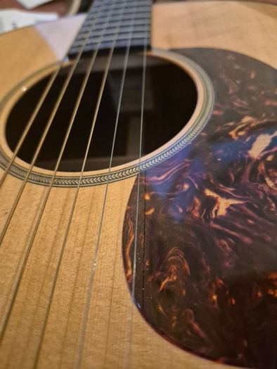 Huss & Dalton D-RH Guitar