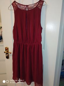 Red sleeveless dress