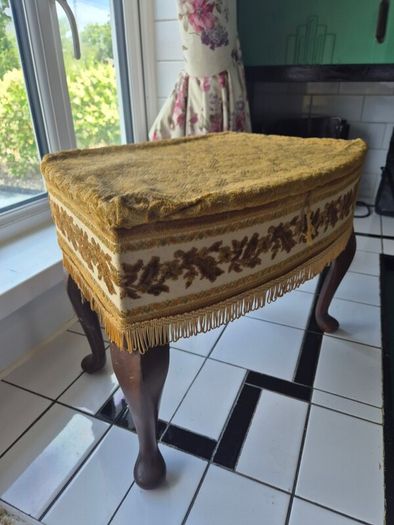 Vintage MidCentury 1950s Tapestry sewing box foorstool