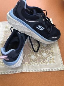 Skechers runners, dark blue