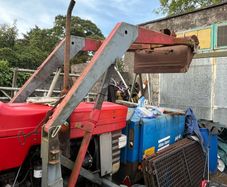 Massey Ferguson 165