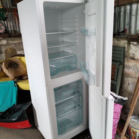 Fridge freezer