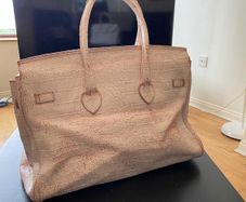 Ladies Vintage Handbag(Russell & Bromley)