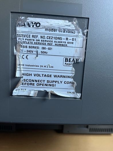 Sanyo 20" CRT (with original remote)