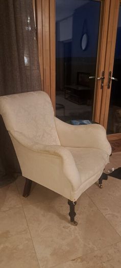 Queen Ann Chair