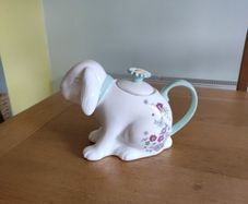 Tea pot bunny