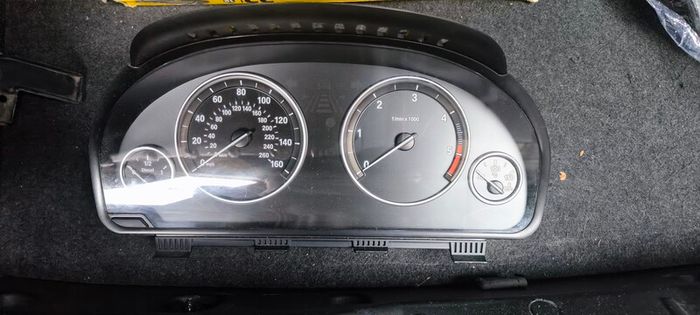 BMW f10 Speed Cluster