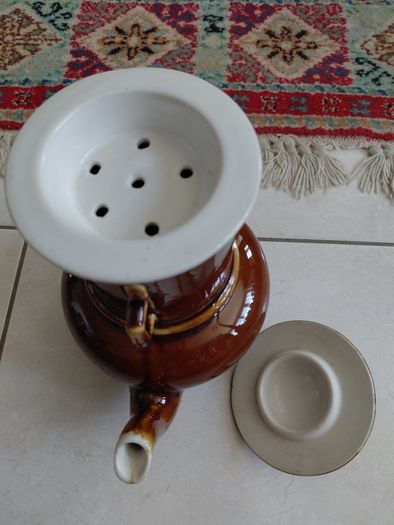 Vintage French ceramic tea/coffee pot