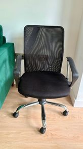 Black Office Chair with Mesh Back Adjustable Height