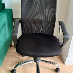 Black Office Chair with Mesh Back Adjustable Height