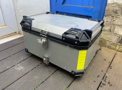 Large motorcycle top box