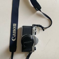 Asahi Pentax K1000 35mm Film Camera with SMC Pentax 50mm 1:2 Lens