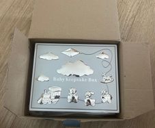 Baby keepsake box