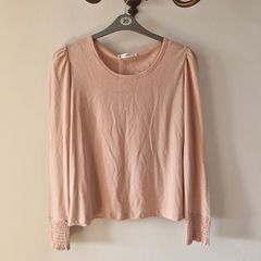 Ladies long sleeve top