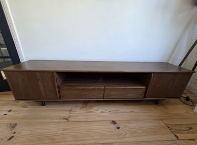 Walnut TV / Media Unit