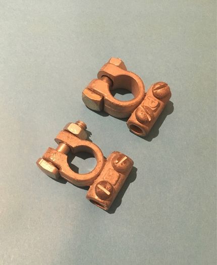 heavy duty battery clamps